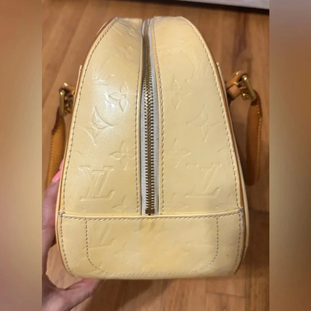 Louis Vuitton Monogram Vernis Summit Drive